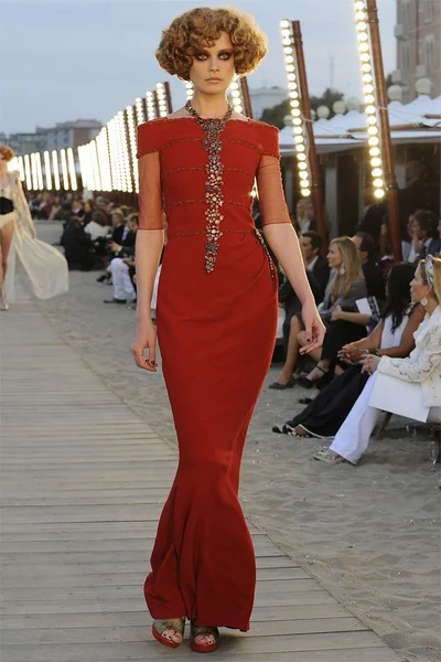 Look 38
